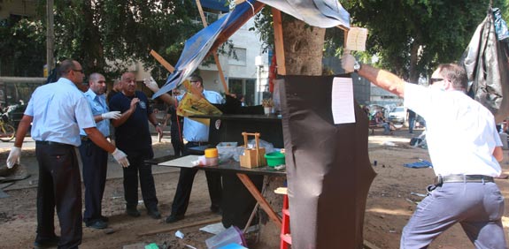 פינוי אוהלים שדרות רוטשילד / צלם: רוני שיצר